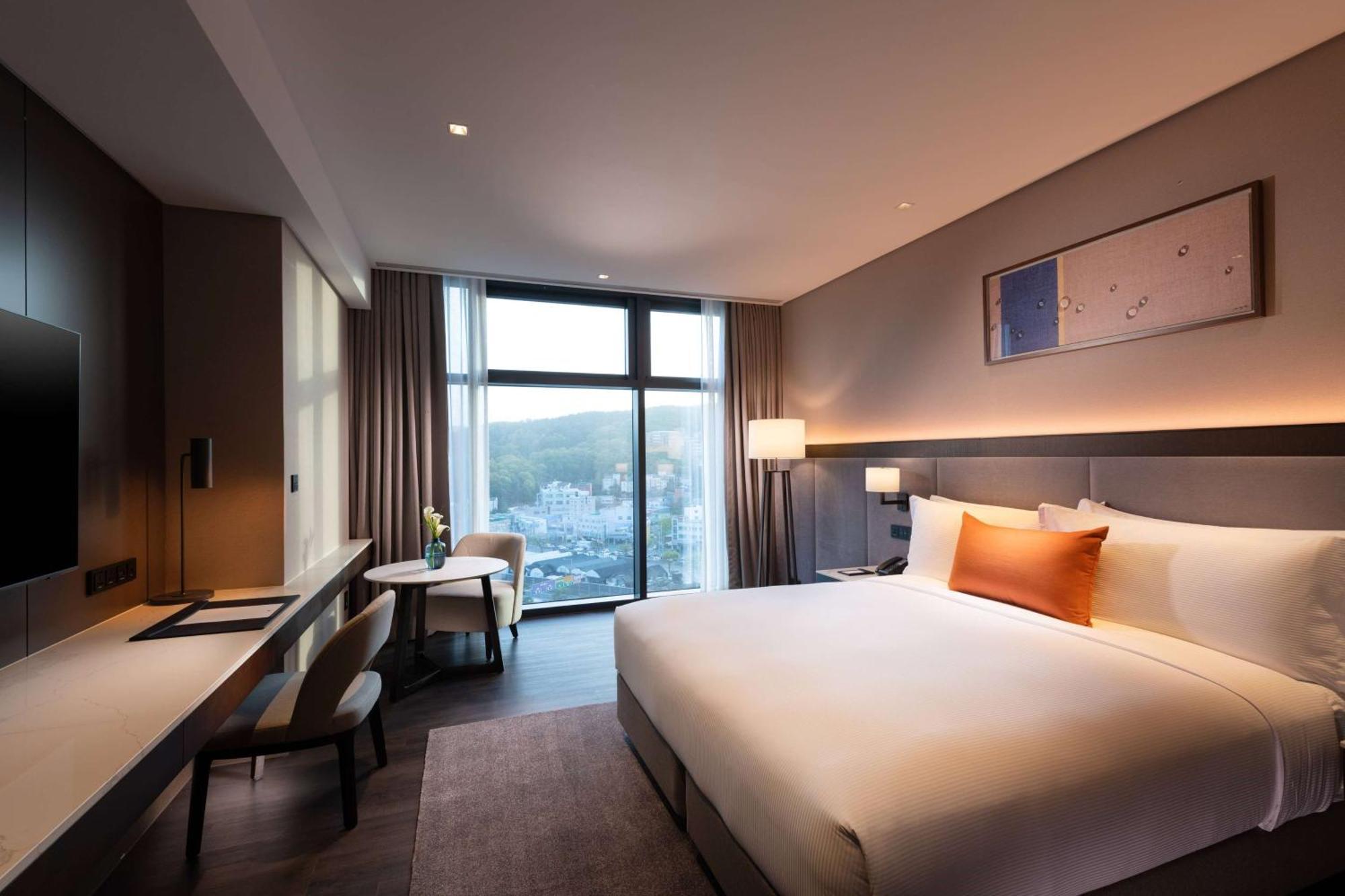 ホテル Doubletree By Hilton Seoul Pangyo ソンナム エクステリア 写真