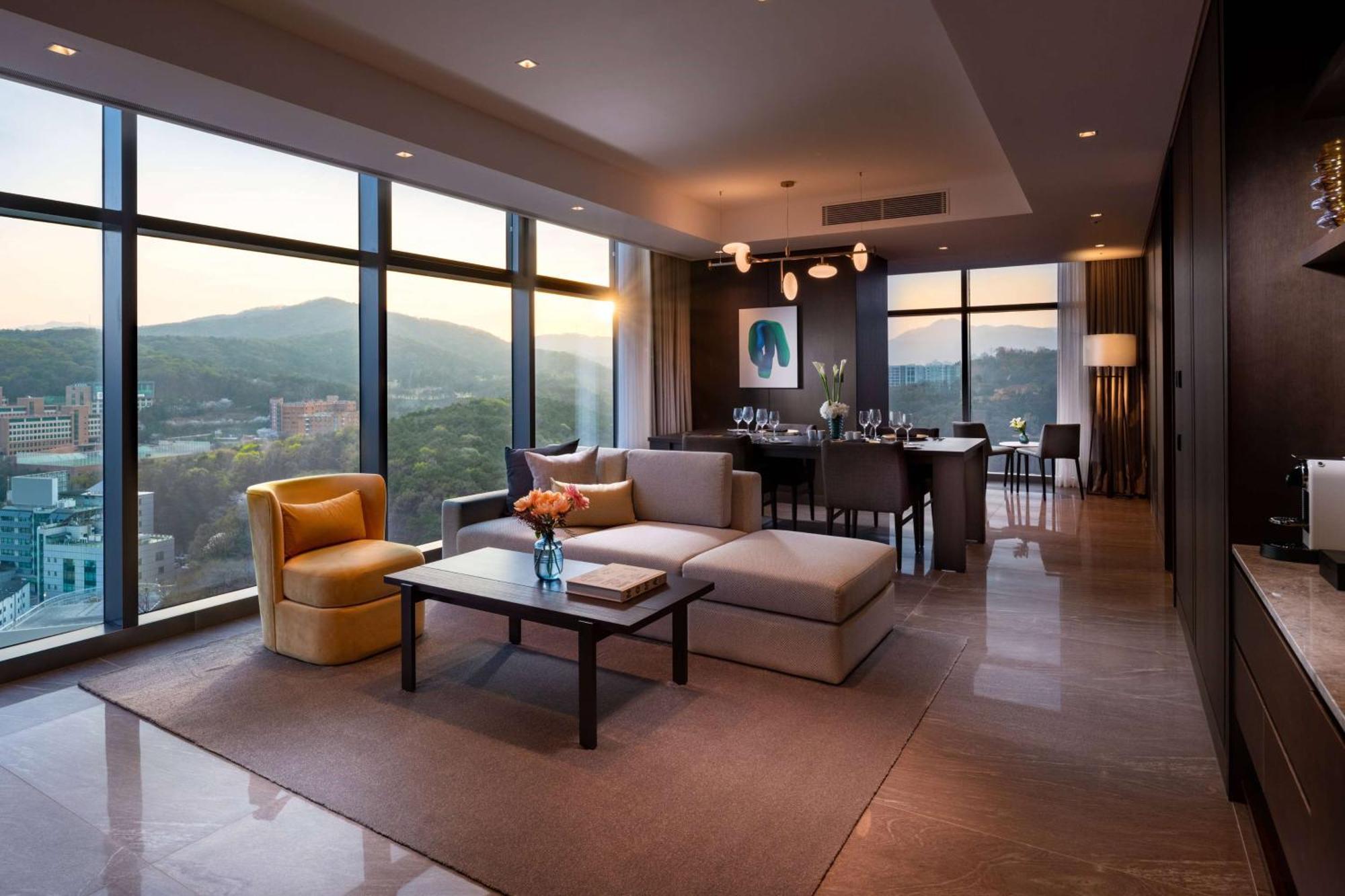 ホテル Doubletree By Hilton Seoul Pangyo ソンナム エクステリア 写真