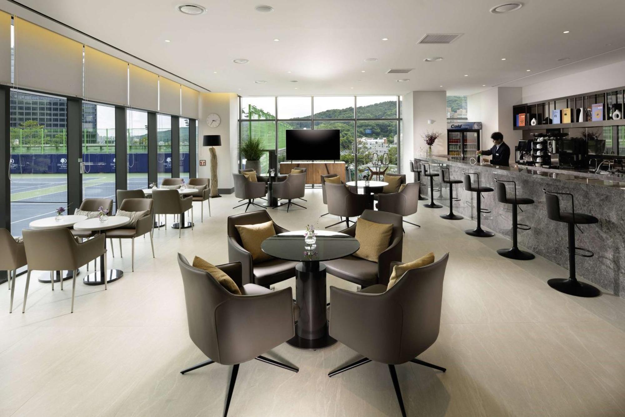 ホテル Doubletree By Hilton Seoul Pangyo ソンナム エクステリア 写真