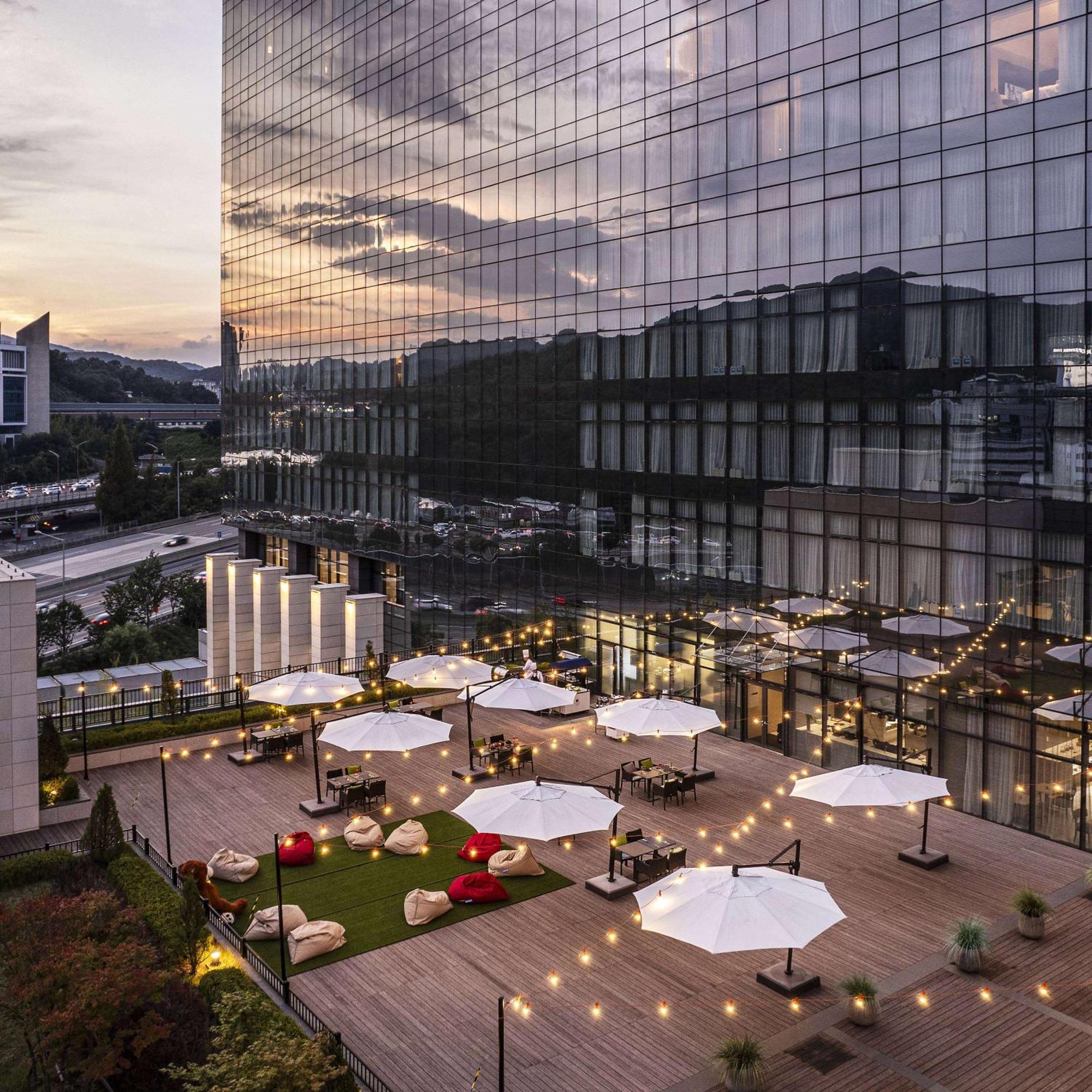 ホテル Doubletree By Hilton Seoul Pangyo ソンナム エクステリア 写真